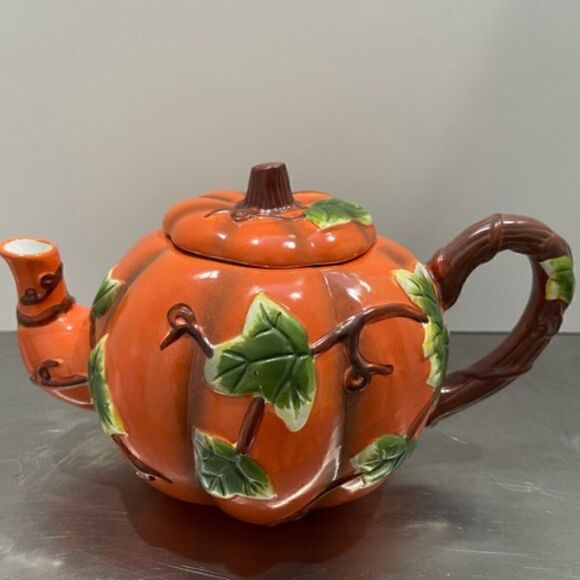 Vintage Rich Talent Hand Painted Majolica Teapot - Picture 4 of 8